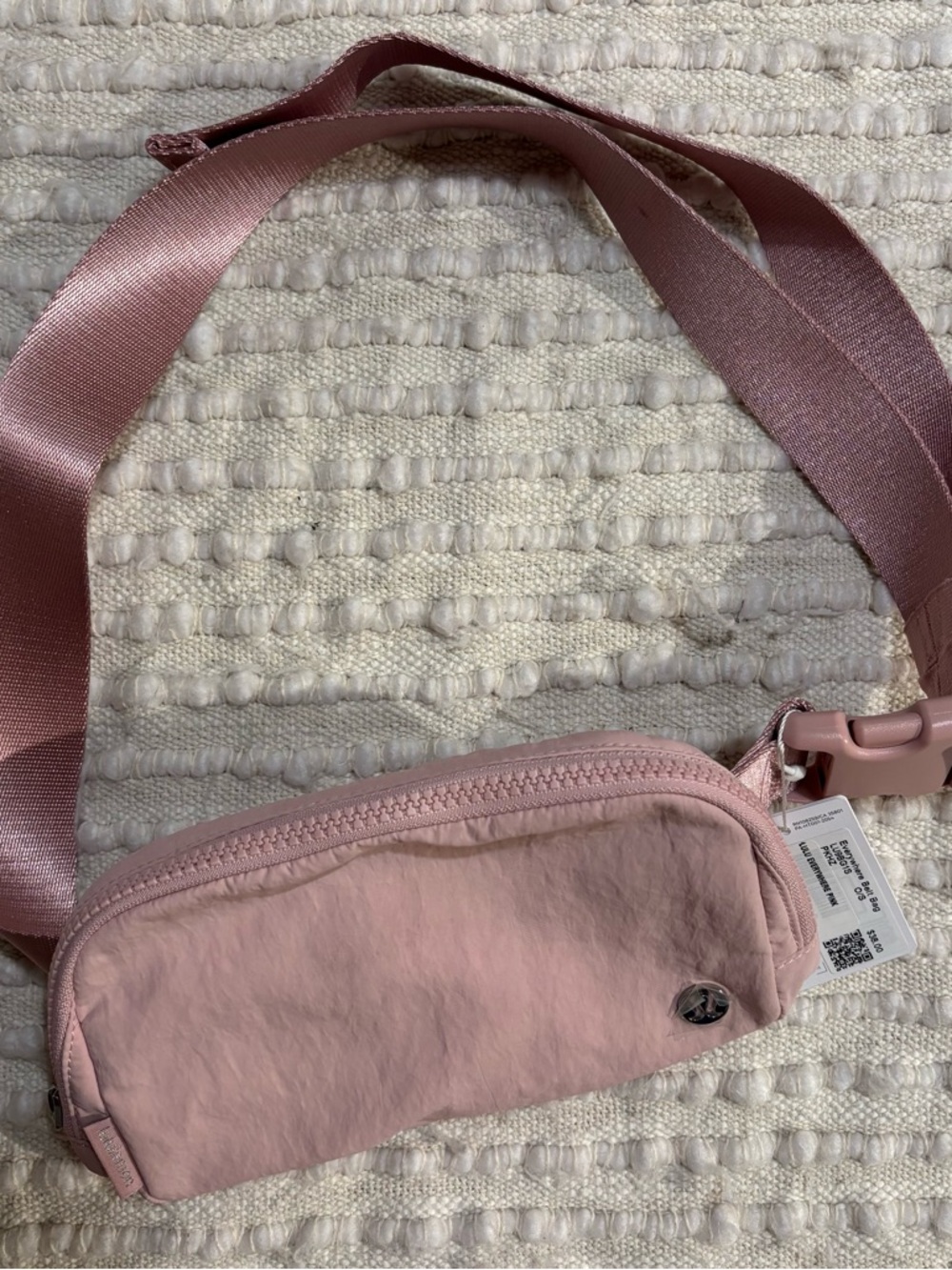 lululemon athletica Dusty Rose Everywhere Belt Bag